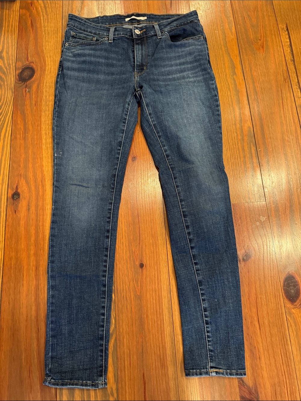 Levi’s 711 Skinny Dark Wash Women’s Stretch Skinny Jeans 29